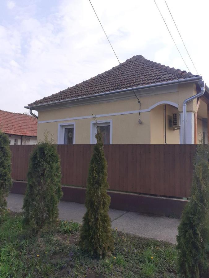 Oazis Apartman Sárospatak Exterior foto