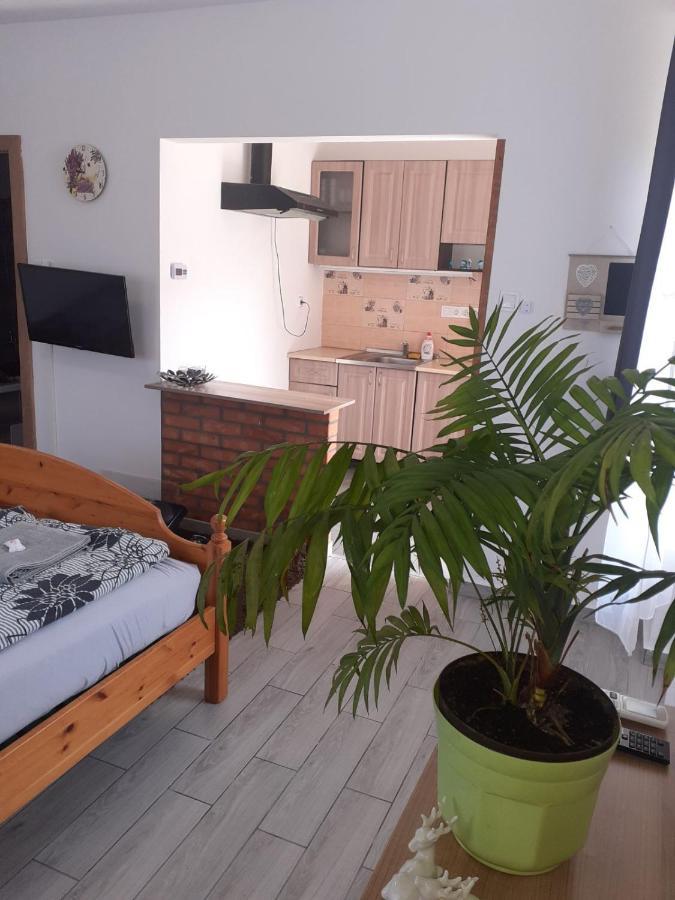 Oazis Apartman Sárospatak Exterior foto